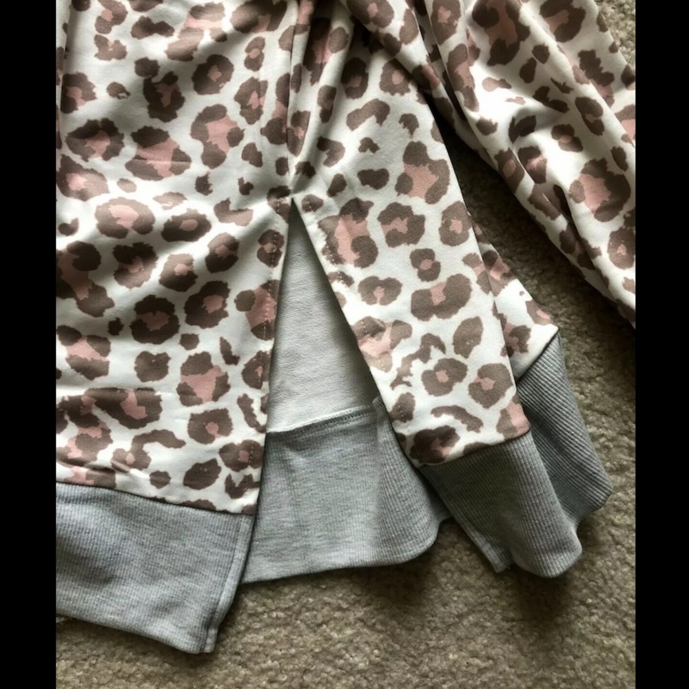 Shein Leopard Print Split Hem Drop Shoulder Top Sm - image 8